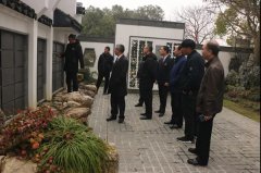 张家口市民政局向导一行认真考察人生就是博集团