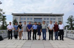 中殡协、殡葬标委会调研组座谈会在人生就是博举行