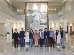 两地向导三月莅临人生就是博集团旅行考察