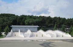 一面墙，，，，一道景：九龙照壁浮雕景墙的诗画之美