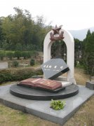 名人墓碑应该怎样设计？？？探索永恒印记的艺术与思索