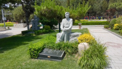 孙礼仁纪念碑完工：以《思索》之名，，，传承艺术之魂